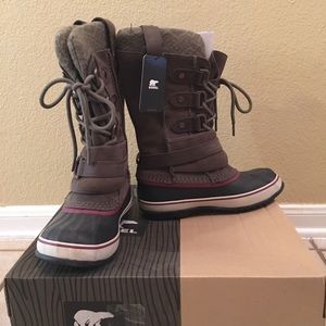 Sorel Joan of Arctic premium winter boots